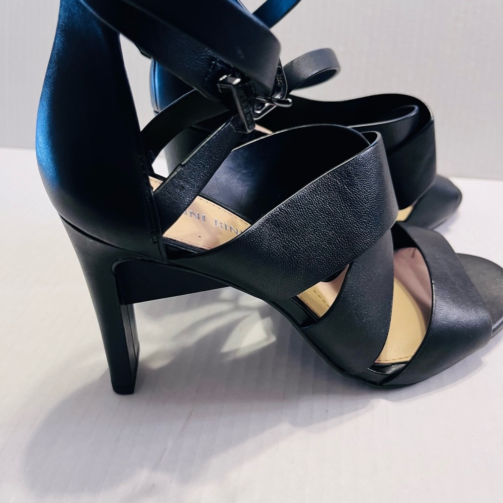 Gianni Bini black heels 8.5 - Picture 7 of 8